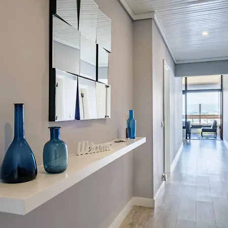 Ocean Blue & شقة *