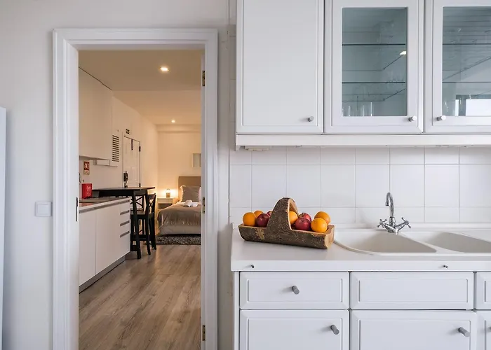 Ocean Blue & * Estoril