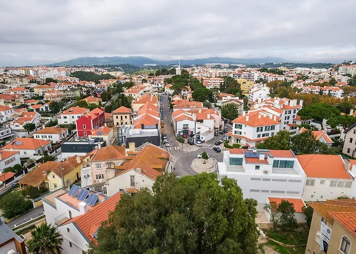 Ocean Blue & Estoril