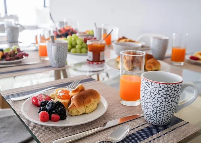 Ocean Blue & Estoril